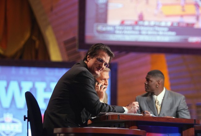 NEW YORK - APRIL 28:  Mel Kiper, Chris Mortensen and Keyshawn Johnson broadcast for ESPN during the 2007 NFL Draft on April 28, 2007 at Radio City Music Hall in New York, New York. (Photo by Chris McGrath/Getty Images)
