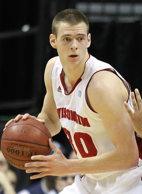 Jon Leuer