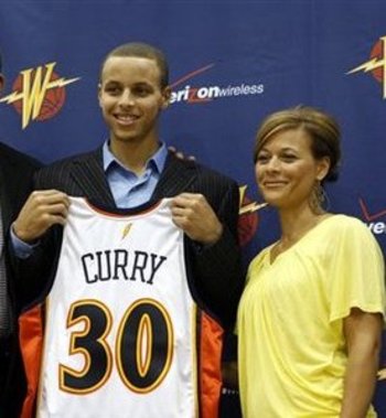 StephenCurryandHisMother_original_display_image.jpg