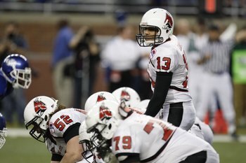 DETROIT - DECEMBER 5:  Quarterback Nate Davis #13 of the Ball State Cardinals calls signals before the snap against the Buffalo Bulls during the MAC Championship game on December 5, 2008 at Ford Field in Detroit Michigan. (Photo by: Gregory Shamus/Getty I