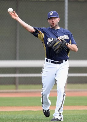 PHOENIX, AZ - FEBRUARY 18:  Pitcher Shaun Marcum #18 of the Milwaukee Brewers participates in fielding drills during a MLB spring training practice at Maryvale Baseball Park on February 18, 2011 in Phoenix, Arizona.  (Photo by Christian Petersen/Getty Ima