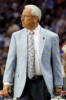 CHARLOTTE, NC - MARCH 20:  Head coach Roy Williams of the North Carolina Tar Heels looks on while taking on the Washington Huskies during the third round of the 2011 NCAA men's basketball tournament at Time Warner Cable Arena on March 20, 2011 in Charlott