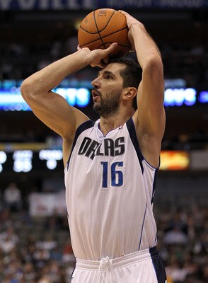 DALLAS, TX - FEBRUARY 23:  Forward Peja Stojakovic #16 of the Dallas Mavericks takes a shot against the Utah Jazz at American Airlines Center on February 23, 2011 in Dallas, Texas.  NOTE TO USER: User expressly acknowledges and agrees that, by downloading