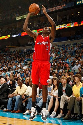 Al-Farouq Aminu takes a shot.