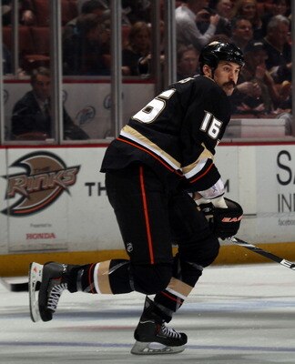 ANAHEIM, CA - JANUARY 12: George Parros #16 of the Anaheim Ducks skates against the St. Louis Blues at the Honda Center on January 12, 2011 in Anaheim, California.  (Photo by Bruce Bennett/Getty Images)