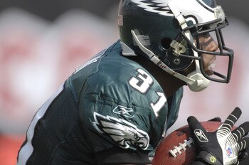 Philadelphia Eagles running back Dexter Wynn against the Tampa Bay Buccaneers  Oct. 22, 2006 in Tampa.  The Bucs won 23 - 21 on a last-second, 62-yard field goal.  (Photo by Al Messerschmidt/Getty Images)