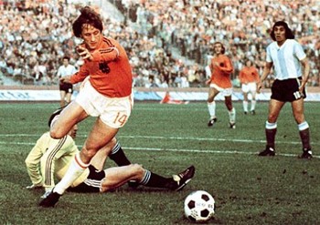 Johan-cryuff-1974-world-cup-argentina_display_image