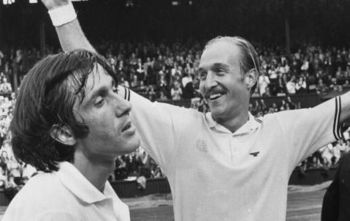 Stansmithvsilienastase1970wimbledonfinal_display_image
