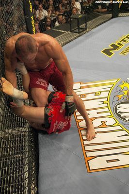 ufc44_couture_vs_ortiz_07_display_image.jpg?1303760777