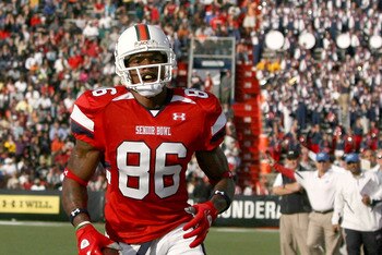 MOBILE, AL - JANUARY 29: Wide receiver Leonard Hankerson #86 South Team scores a touchdwon against the North Team during the second quarter of the Under Armour Senior Bowl on January 29, 2011 at Ladd-Pebbles Stadium in Mobile, Alabama.  (Photo by Sean Gar