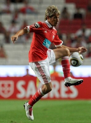 LISBON, PORTUGAL - AUGUST 28:  Benfica's midfielder Fabio Coentrao controls the ball during the Portuguese Liga match between Benfica and Vitoria Setubal at Luz Stadium on August 28, 2010 in Lisbon, Portugal.  (Photo by Patricia de Melo/EuroFootball/Getty