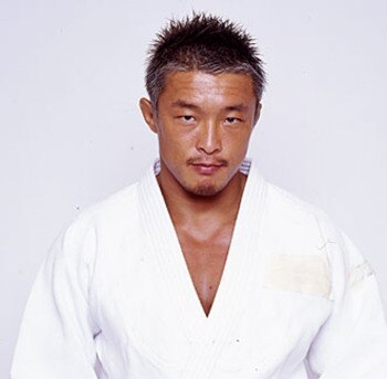 Yoshihiro_akiyama_9768_display_image