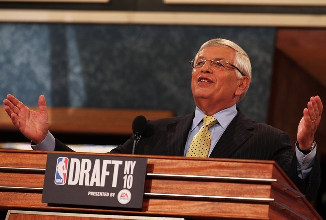 NEW YORK - JUNE 24:  NBA Commisioner David Stern speaks at the NBA Draft at Madison Square Garden on June 24, 2010 in New York, New York.  (Photo by Al Bello/Getty Images)