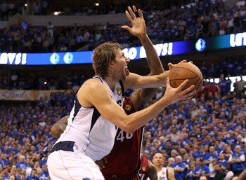 The Heat can't stop Dirk Nowitzki in the fourth quarter of Game 4 as Dallas evens the series 2-2.