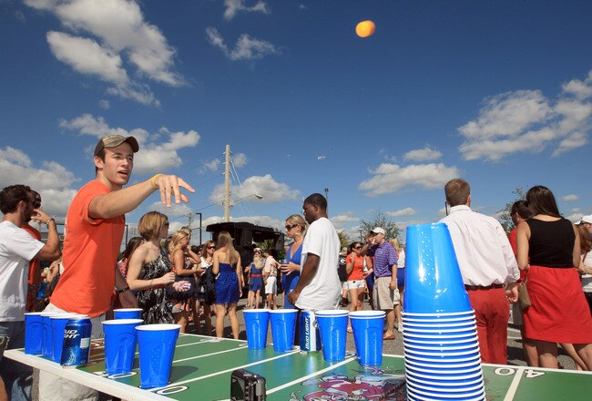 JACKSONVILLE, FL - OCTOBER 30:  Fans tailgate at EverBank field prior to the game between the Georgia Bulldogs and the Florida Gators on October 30, 2010 in Jacksonville, Florida.  (Photo by Sam Greenwood/Getty Images)