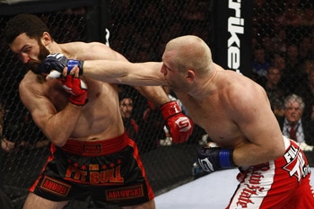 Sergei_kharitonov_vs_andrei_arlovski_display_image