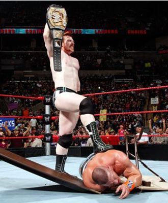 Güreşçi değerlendirmesi - 1 Sheamus-wwe-champion-2009-wwe-tlc-pictures_display_image_display_image