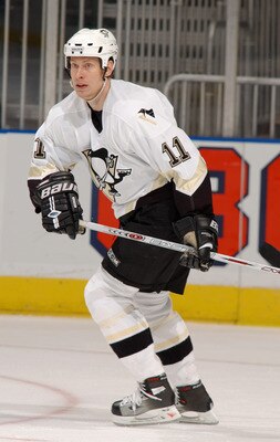 ATLANTA - NOVEMBER 9: Lasse Pirjeta #11 of the Pittsburgh Penguins skates against the Atlanta Thrashers on November 9, 2005 at Philips Arena in Atlanta, Georgia. The Thrashers won the game 5-0. (Photo by Scott Cunningham/Getty Images)