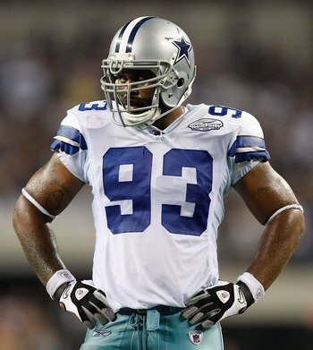 ARLINGTON, TX - SEPTEMBER 20:  Linebacker Anthony Spencer #93 of the Dallas Cowboys at Cowboys Stadium on September 20, 2009 in Arlington, Texas.  (Photo by Ronald Martinez/Getty Images)