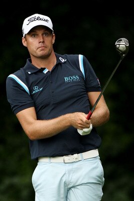 BETHESDA, MD - JUNE 16:  Nick Watney hits his tee shot on the 14th hole during the first round of the 111th U.S. Open at Congressional Country Club on June 16, 2011 in Bethesda, Maryland.  (Photo by Andrew Redington/Getty Images)