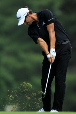 BETHESDA, MD - JUNE 16:  Adam Scott of Australia hits a shot on the fifth hole during the first round of the 111th U.S. Open at Congressional Country Club on June 16, 2011 in Bethesda, Maryland.  (Photo by David Cannon/Getty Images)