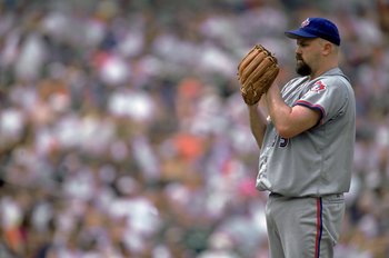 3 Jul 2000:  Pitcher David Wells #33 of Toronto Blue Jays getting ready for the pitch during the game against the Baltimore Orioles at Camden Yards in Baltimore, Maryland. The Blue Jays defeated the Orioles 9-4.Mandatory Credit: Ezra O. Shaw  /Allsport