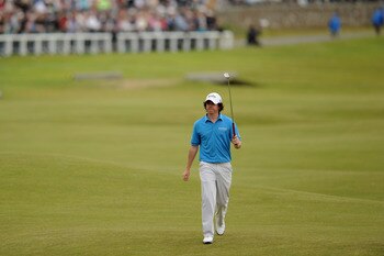 ST ANDREWS, SCOTLAND - JULY 18:  Rory McIlroy of Northern Ireland walks up the 18th fairway during the final round of the 139th Open Championship on the Old Course, St Andrews on July 18, 2010 in St Andrews, Scotland.  (Photo by Harry How/Getty Images)