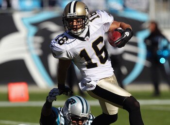 CHARLOTTE, NC - NOVEMBER 07:  Lance Moore #16 of the New Orleans Saints runs with the ball against the Carolina Panthers during their game at Bank of America Stadium on November 7, 2010 in Charlotte, North Carolina.  (Photo by Streeter Lecka/Getty Images)