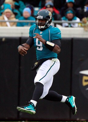 JACKSONVILLE, FL - DECEMBER 26:  Quarterback David Garrard #9 of the Jacksonville Jaguars attempts a pass during the game against the Washington Redskins at EverBank Field on December 26, 2010 in Jacksonville, Florida.  (Photo by Sam Greenwood/Getty Image