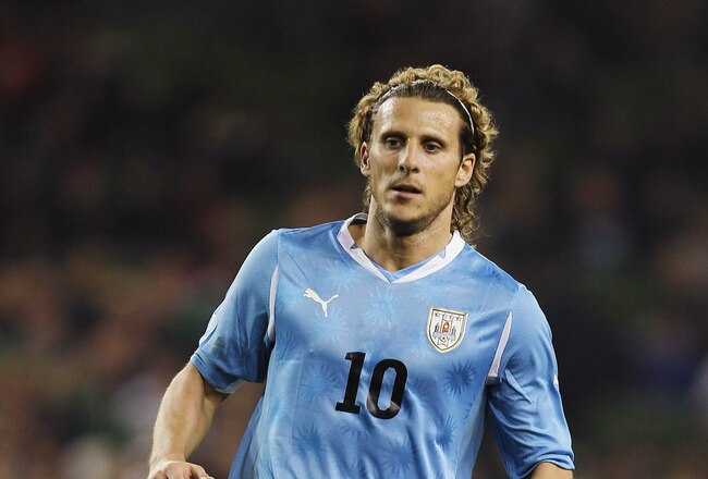 DUBLIN, IRELAND - MARCH 29:  Diego Forlan of Uruguay in action during the International Friendly match between Republic of Ireland and Uruguay at the Aviva Stadium on March 29, 2011 in Dublin, Ireland.  (Photo by Ian Walton/Getty Images)