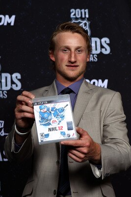 LAS VEGAS, NV - JUNE 22:  Steve Stamkos of the Tampa Bay Lightning poses with the cover of EA Sports' NHL 12 video game during the 2011 NHL Awards at The Pearl concert theater at the Palms Casino Resort June 22, 2011 in Las Vegas, Nevada.  (Photo by Bruce