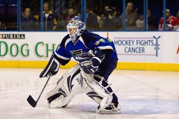 ST. LOUIS, MO - OCTOBER 18:  Goalie Manny Legace #34 of the St. Louis Blues guards the net against the Chicago Blackhawks at the Scottrade Center on October 18, 2008 in St. Louis, Missouri. (Photo by Dilip Vishwanat/Getty Images)