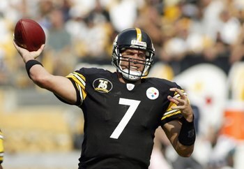 PITTSBURGH - OCTOBER 7: Quarterback Ben Roethlisberger #7 of the Pittsburgh Steelers passes the ball against the Seattle Seahawks during the NFL game at Heinz Field October 7, 2007 in Pittsburgh, Pennsylvania. The Steelers won 21-0. (Photo by Rick Stewart