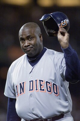 SAN FRANCISCO - SEPTEMBER 28:  Right fielder Tony Gwynn #19 of the San Diego Padres tips his hat to the crowd during his last visit to the San Francisco Bay Area as a player in the MLB game against the San Francisco Giants on September 28, 2001 at Pac Bel