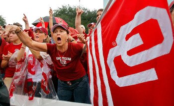 Outexasfan9_display_image