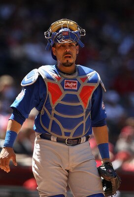 PHOENIX, AZ - MAY 01:  Catcher Geovany Soto #18 of the Chicago Cubs in action during the Major League Baseball game against the Arizona Diamondbacks at Chase Field on May 1, 2011 in Phoenix, Arizona.  (Photo by Christian Petersen/Getty Images)