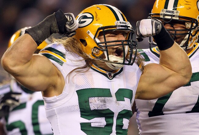 PHILADELPHIA, PA - JANUARY 09:  Clay Matthews #52 of the Green Bay Packers celebrates after a sack against the Michael Vick #7 of the Philadelphia Eagles during the 2011 NFC wild card playoff game at Lincoln Financial Field on January 9, 2011 in Philadelp