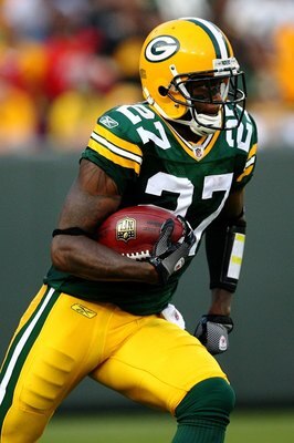 GREEN BAY, WI - AUGUST 15:  Will Blackmon #27 of the Green Bay Packers runs the ball against the Cleveland Browns during the preseason game at Lambeau Field on August 15, 2009 in Green Bay, Wisconsin.  (Photo by Jonathan Daniel/Getty Images)