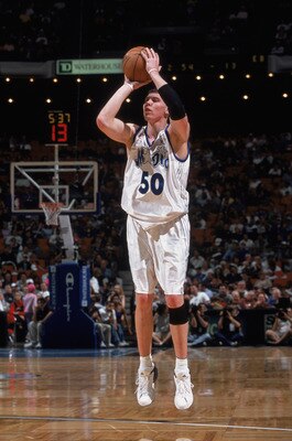 19 Dec 2001:  Forward Mike Miller #50 of the Orlando Magic shoots a jump shot during the NBA game against the Utah Jazz at the TD Waterhouse Centre in Orlando, Florida.  The Magic defeated the Jazz 98-90.  Mandatory Credit:  Andy Lyons/Getty Images