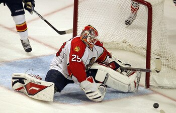 CHICAGO, IL - MARCH 23: Tomas Vokoun #29 of the Florida Panthers makes a save against the Chicago Blackhawks at the United Center on March 23, 2011 in Chicago, Illinois. The Blackhawks defeaeted the Panthers 4-0. (Photo by Jonathan Daniel/Getty Images)