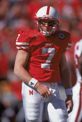 27 Oct 2001:  Eric Crouch #7 of the Nebraska Cornhuskers walks on the field during the game against the Oklahoma Sooners at Memorial Stadium in Lincoln, Nebraska. The Cornhuskers defeated the Sooners 20-10.Mandatory Credit:  Scott Halleran /Allsport