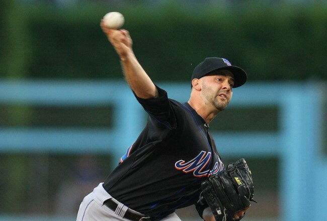 LOS ANGELES, CA - JULY 07:  Pitcher Dillon Gee #35 of the New York Mets delivers a pitch in the second inning during the MLB game against the Los Angeles Dodgers at Dodger Stadium on July 7, 2011 in Los Angeles, California.  (Photo by Victor Decolongon/Ge
