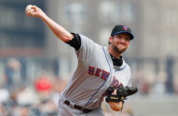 PITTSBURGH - JUNE 12:  Bobby Parnell #39 of the New York Mets pitches against the Pittsburgh Pirates during the game on June 12, 2011 at PNC Park in Pittsburgh, Pennsylvania.  (Photo by Jared Wickerham/Getty Images)