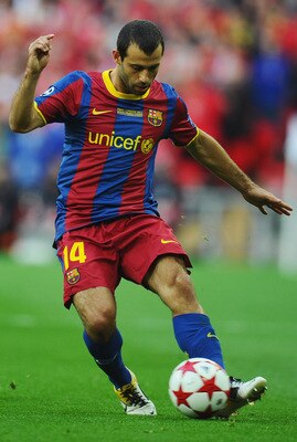 LONDON, ENGLAND - MAY 28:  Javier Mascherano of FC Barcelona in action during the UEFA Champions League final between FC Barcelona and Manchester United FC at Wembley Stadium on May 28, 2011 in London, England.  (Photo by Clive Mason/Getty Images)