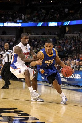 TAMPA, FL - MARCH 17:  Orlando Johnson #33 of the UC Santa Barbara Gauchos drives against the Florida Gators during the second round of the 2011 NCAA men's basketball tournament at St. Pete Times Forum on March 17, 2011 in Tampa, Florida. Florida won 79-5