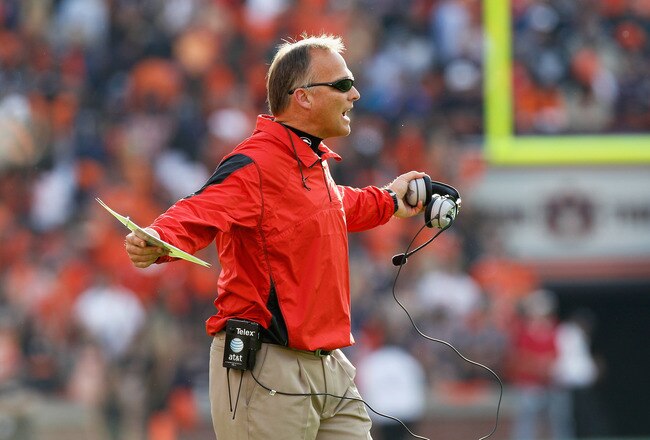 AUBURN, AL - NOVEMBER 13:  Head coach Mark Richt of the Georgia Bulldogs against the Auburn Tigers at Jordan-Hare Stadium on November 13, 2010 in Auburn, Alabama.  (Photo by Kevin C. Cox/Getty Images)