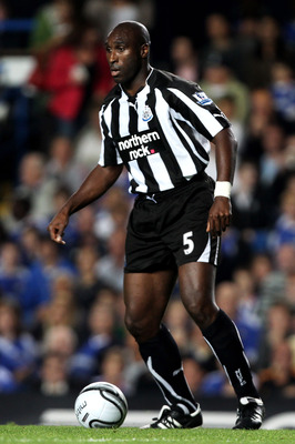 LONDON, ENGLAND - SEPTEMBER 22:  Sol Campbell of Newcastle controls the ball during the Carling Cup third round match between Chelsea and Newcastle United at Stamford Bridge on September 22, 2010 in London, England.  (Photo by Ian Walton/Getty Images)