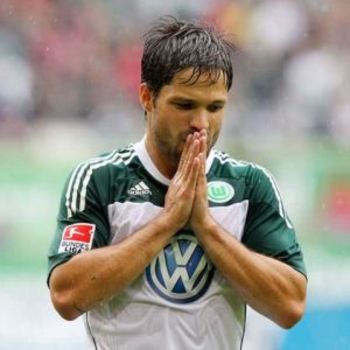 http://cdn.bleacherreport.net/images_root/slides/photos/001/102/316/Diego-Wolfsburg_display_image.jpg?1311047864