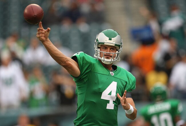 PHILADELPHIA - SEPTEMBER 12:  Kevin Kolb #4 of the Philadelphia Eagles warms up before a game against the Green Bay Packers during the NFL season opener at Lincoln Financial Field on September 12, 2010 in Philadelphia, Pennsylvania.  (Photo by Mike Ehrman