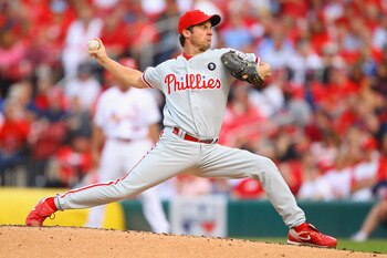 ST. LOUIS, MO - JUNE 23: Starter Roy Oswalt #44 of the Philadelphia Phillies pitches against the St. Louis Cardinals at Busch Stadium on June 23, 2011 in St. Louis, Missouri.  (Photo by Dilip Vishwanat/Getty Images)